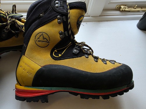 Sportiva nepal evo boots - sportiva,
