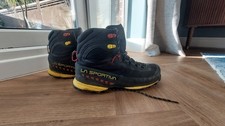 Gore Tex Lightweight La