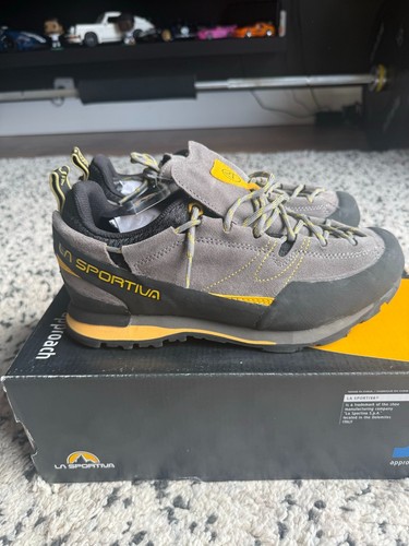 Sportiva boulder approach - boulder, x