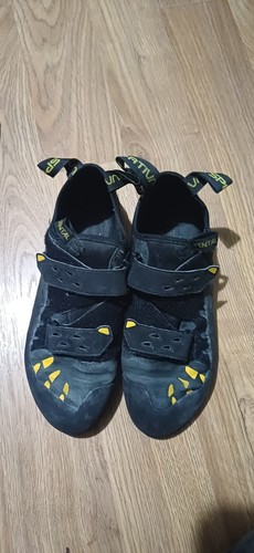 Sportiva tarantula climbing - la,